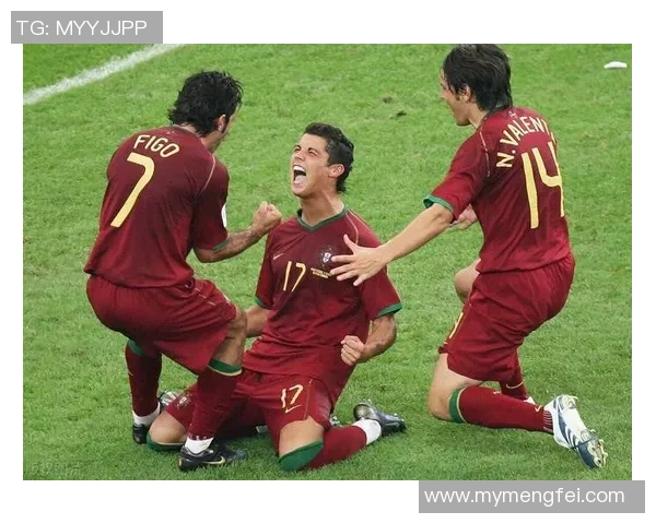 足球巨星下跪致敬，瞬间定格永恒荣耀